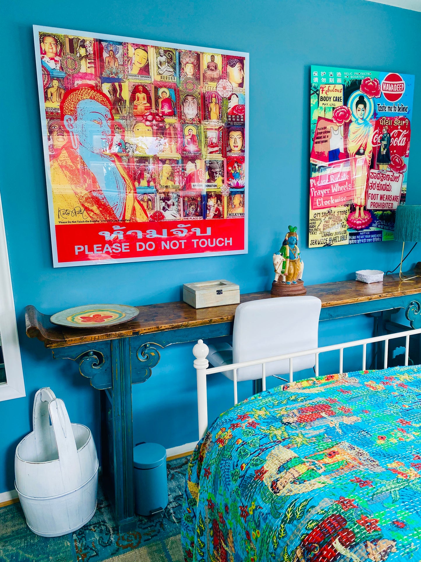 PLEASE DO NOT TOUCH THE BUDDHA