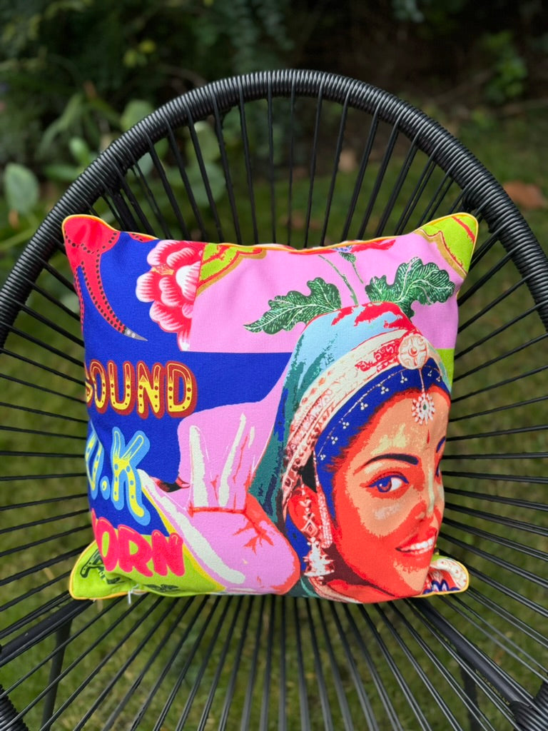 'India I was here + Sound OK Horn' double Art cushion